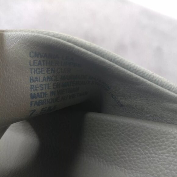 Caslon Sandals Womens Size 7.5 Shoes Thong Sandal Sage Green Slip On Leather - Picture 11 of 12